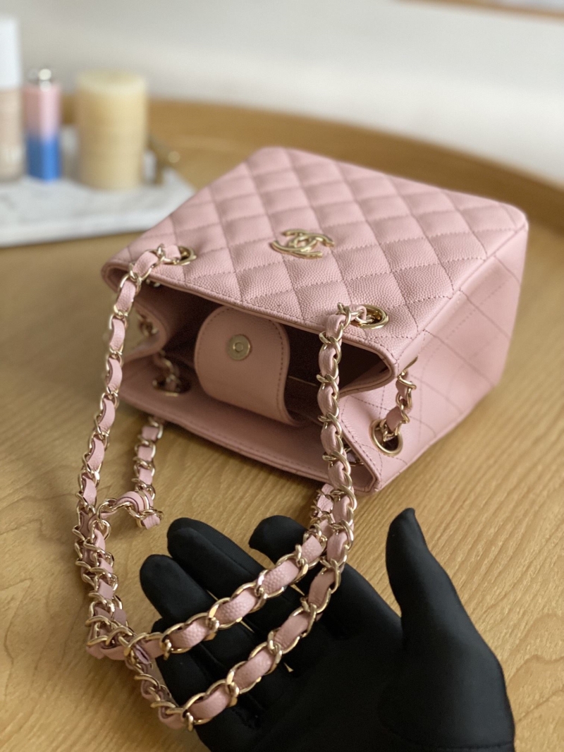 Ch**el bucket bags
